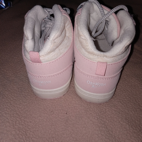 Boots - Picture 4 of 8